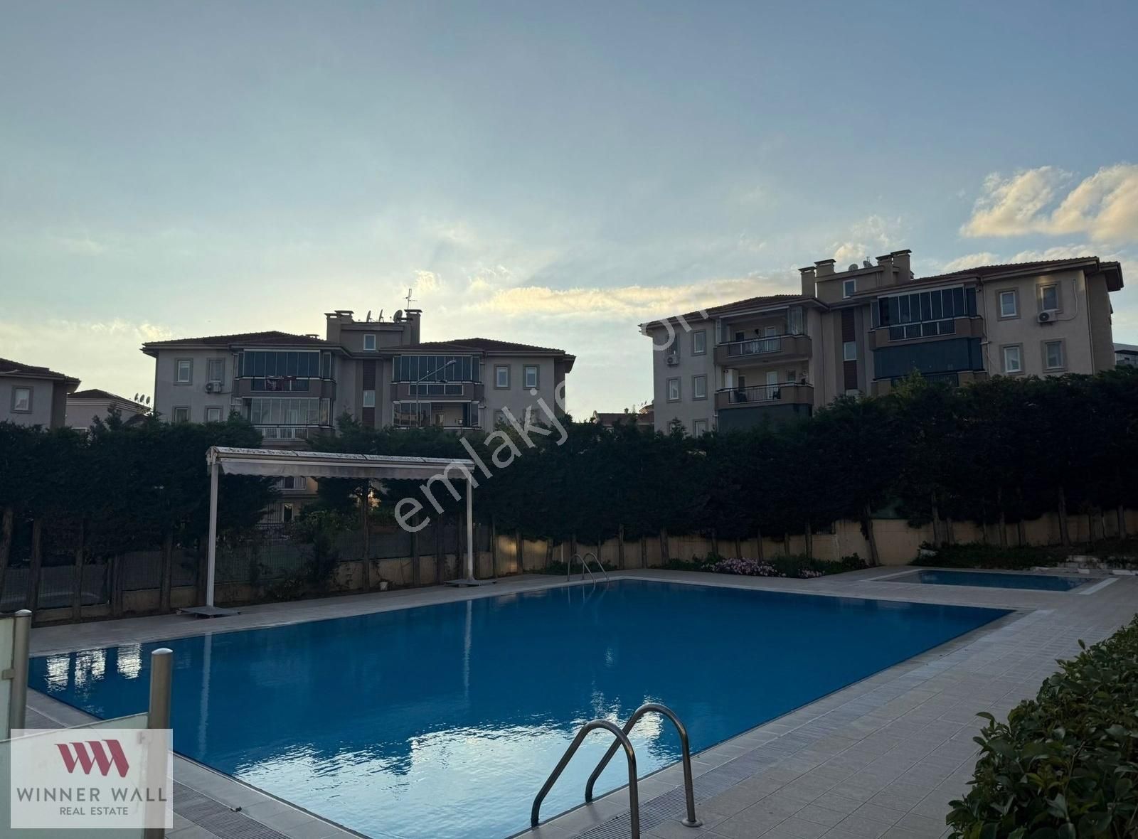 Wınner Wall'dan Kurtuluş Mh.hekimler Sitesi Satılık 3+1 Daire