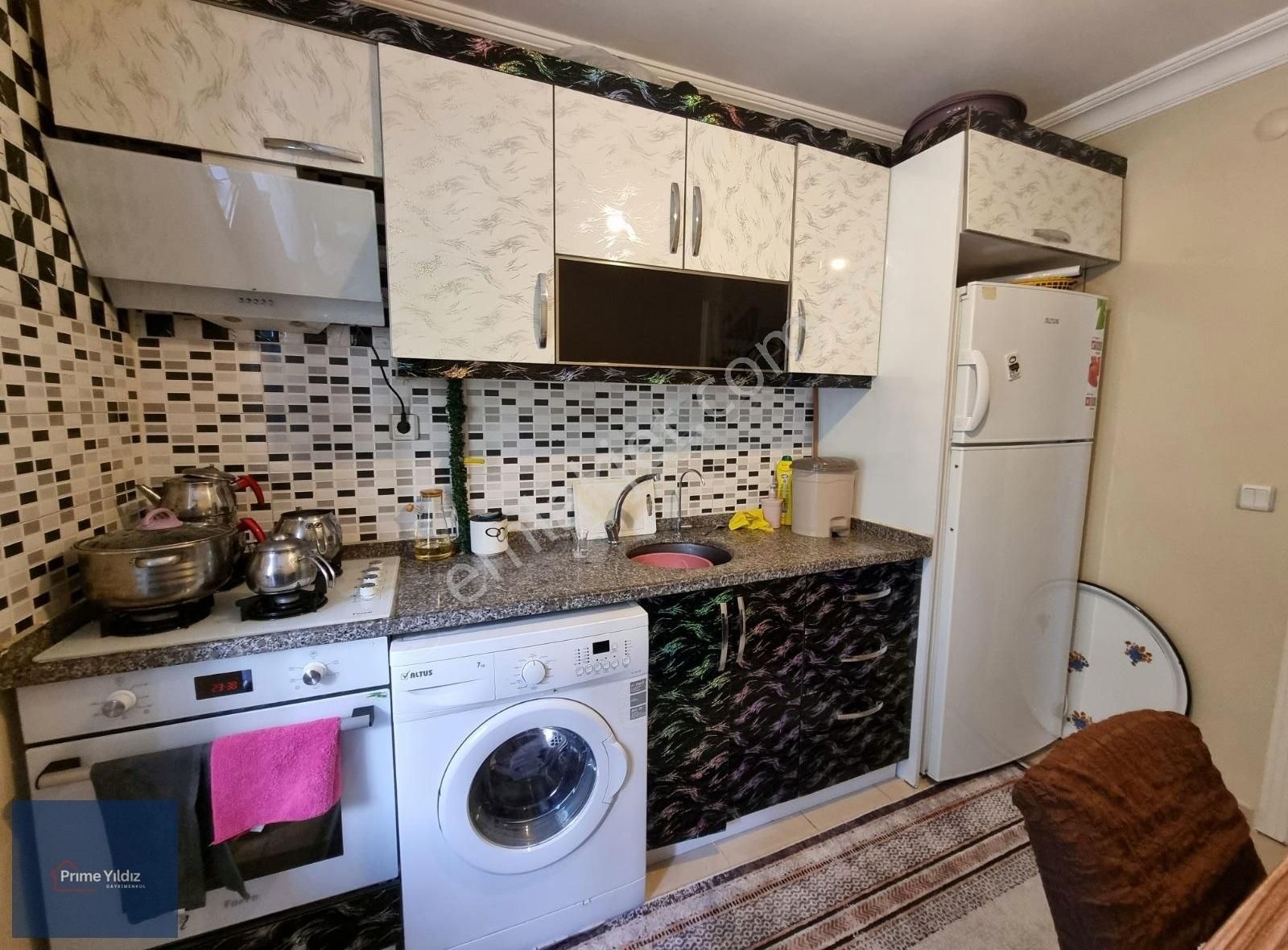 Nenehatun Mah.de Satılık 2+1 Yüksek Giriş Daire