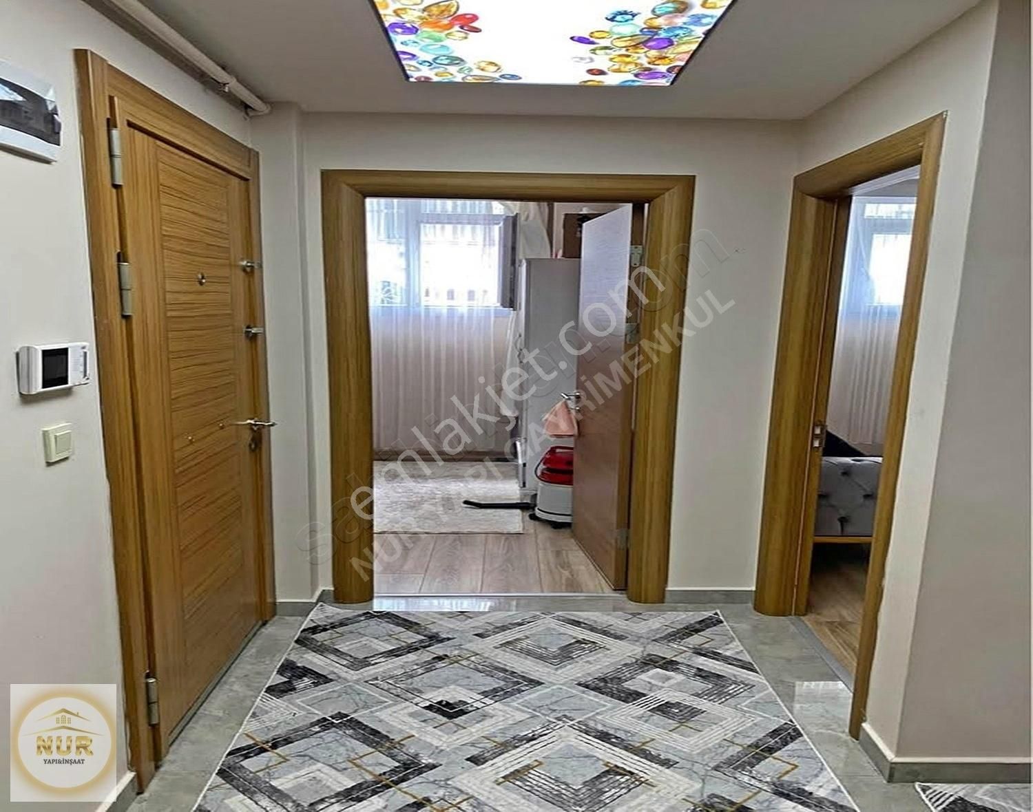 Nur Yapıdan %70 Kredı Imkanı Ile Harıka Konumda 2+1 Arakat Daıre