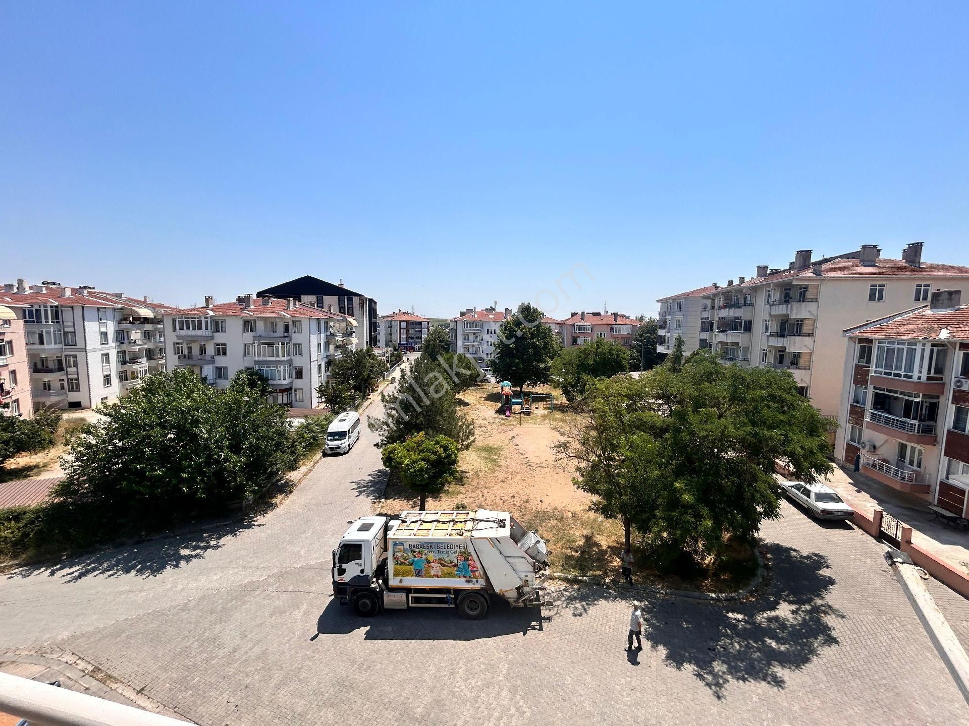 Vergi Dairesi Yanı