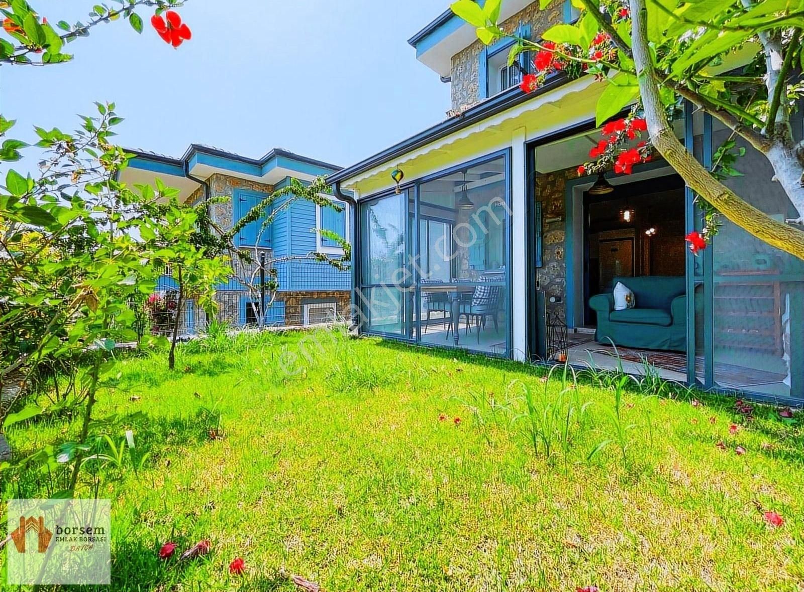 Borsem Datça - Karaköy'de Özel Dekorasyonlu Bahçeli İkiz Villa