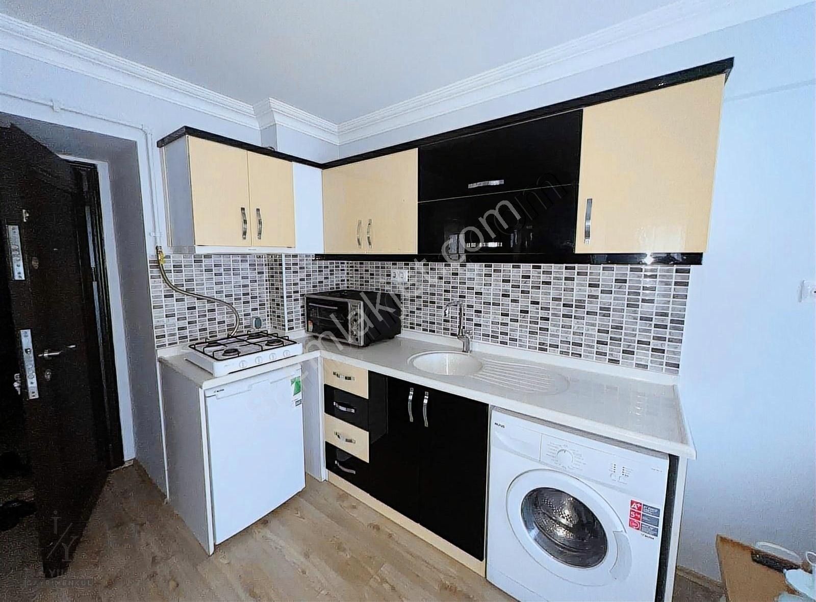 İsa Yılmaz'dan 2+1 Ful Kredili Çift Balkon Arakat Eşyalı 75m - Görsel 9