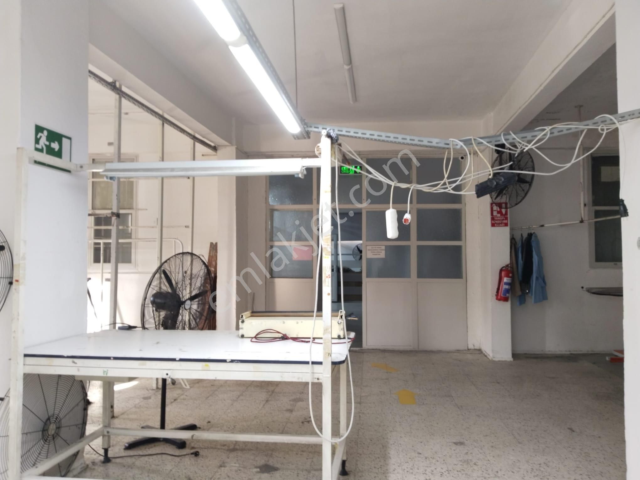 Alaçatı Gayrimenkul'den Gaziemir'de Kiralık Komple Bina - Görsel 11