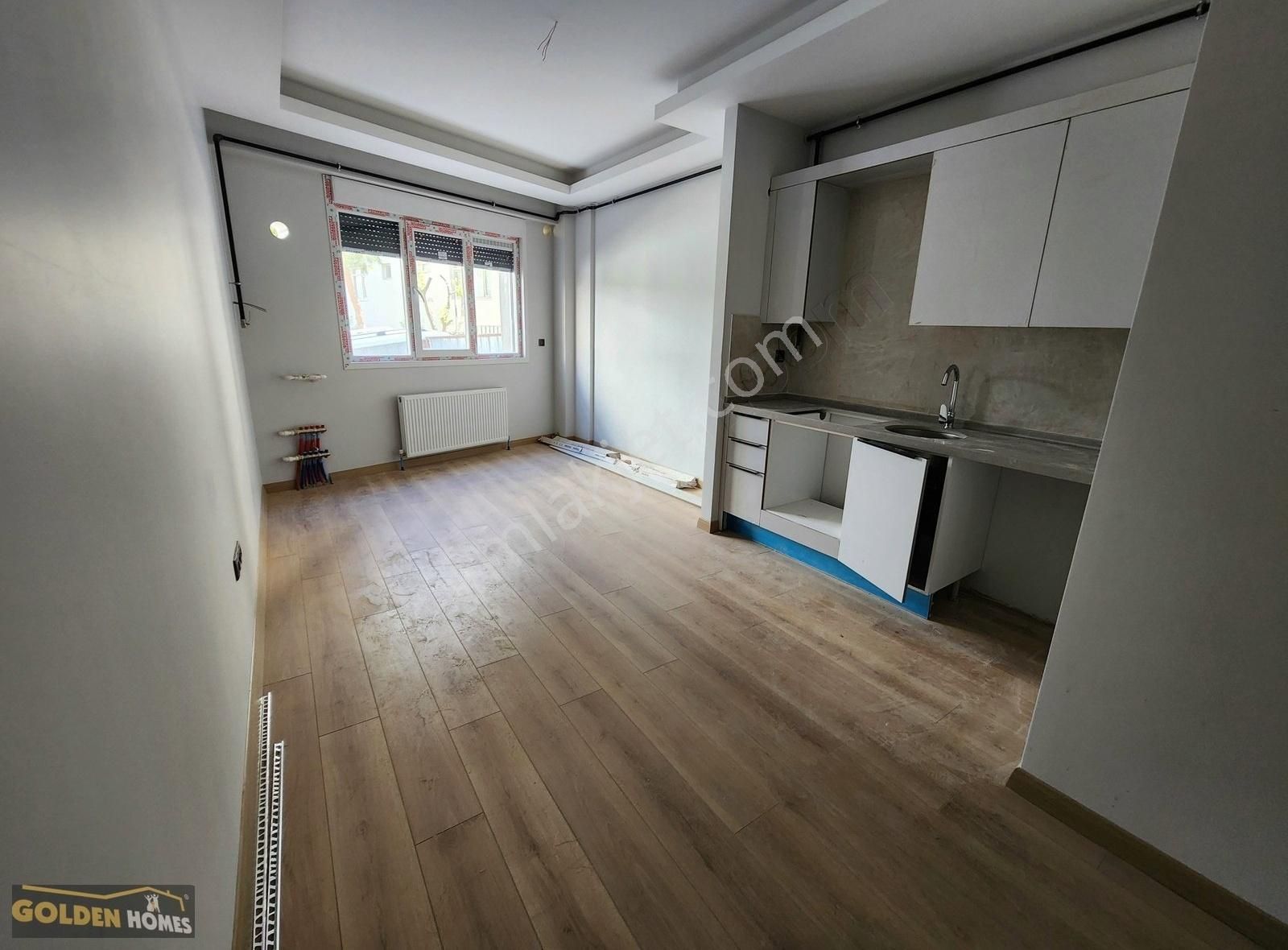 Golden Homes'tan Merkeze 8 Dk Fıstıkağacı Metroya 2 Dk 1+1