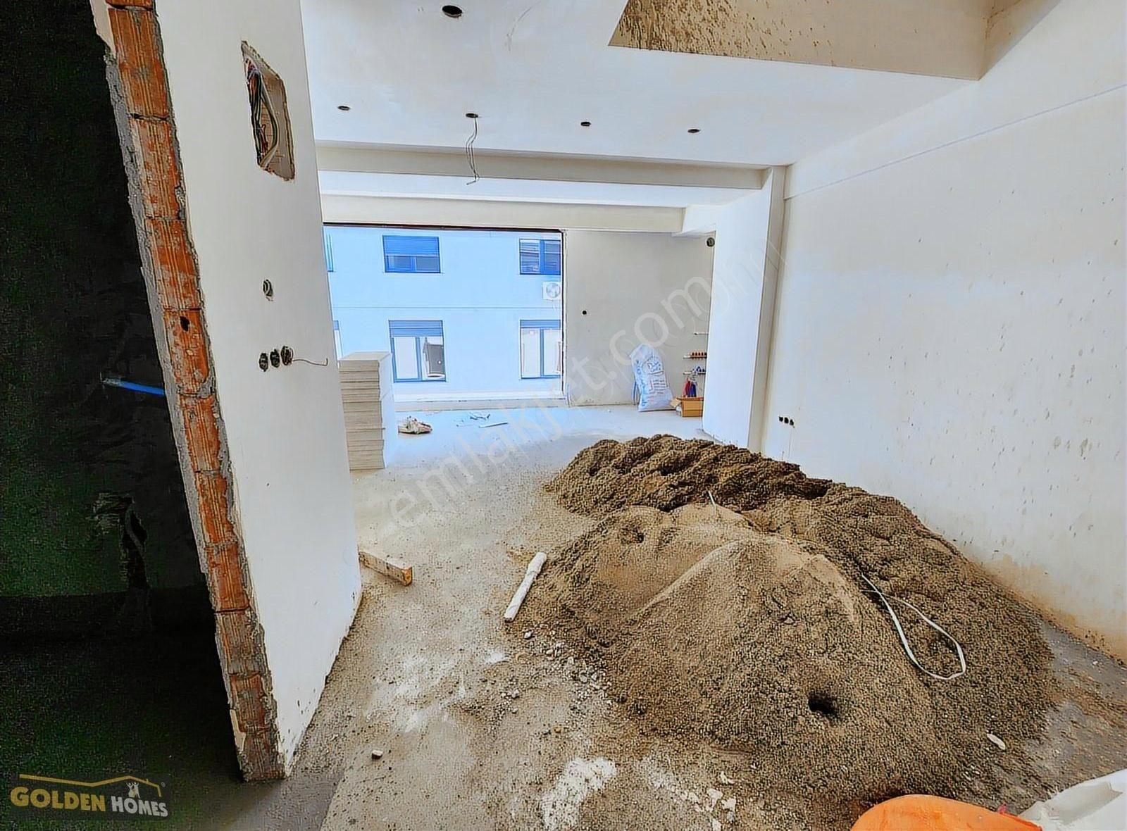 Golden Homes'tan Metro'ya 2dk Mesafede Cadde Üstü 2+1 Dubleks