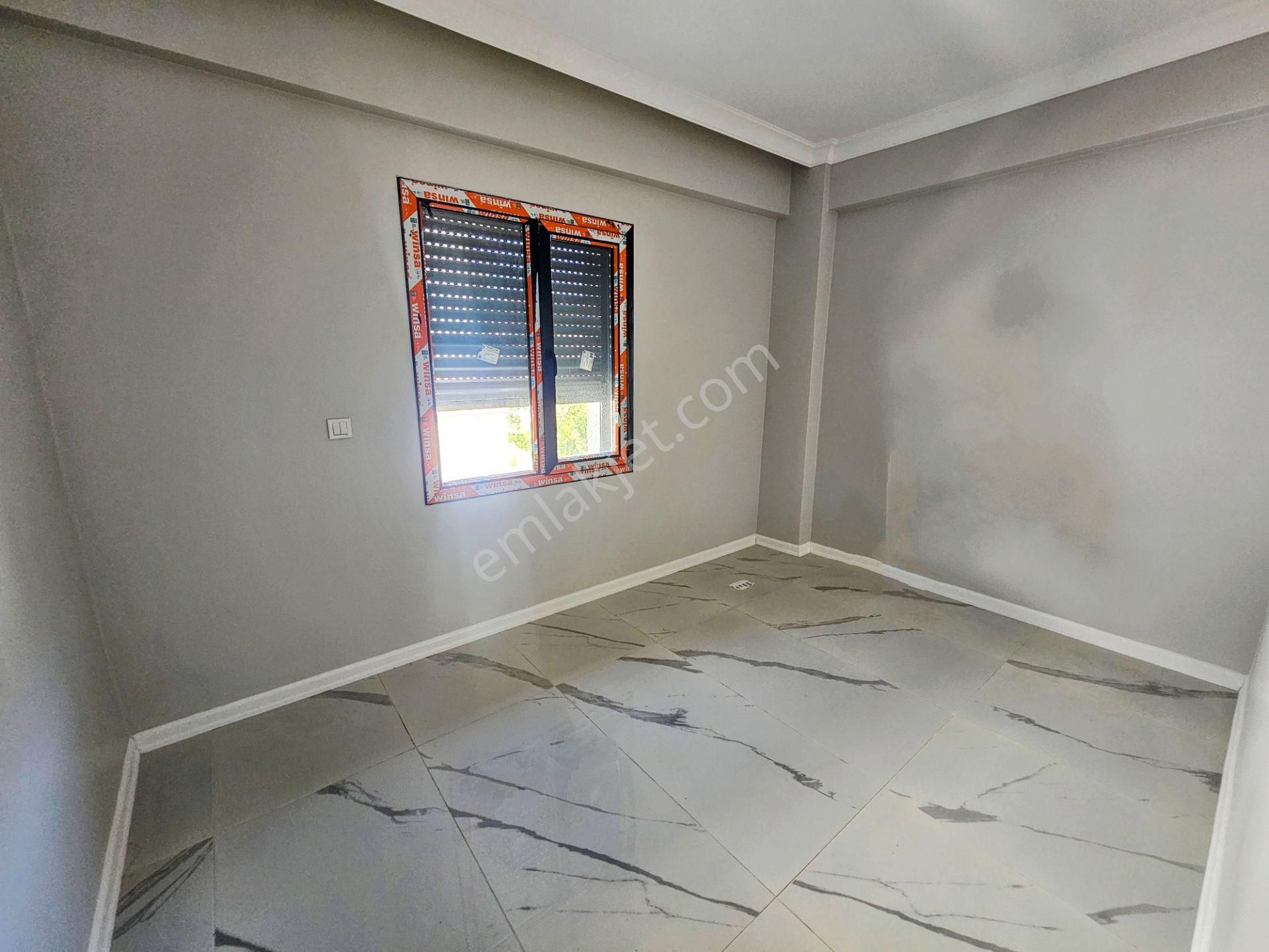 Bülent Ateşci'den Mavi Sokakta Bitişik Nizam Müstakil Daire - Görsel 9