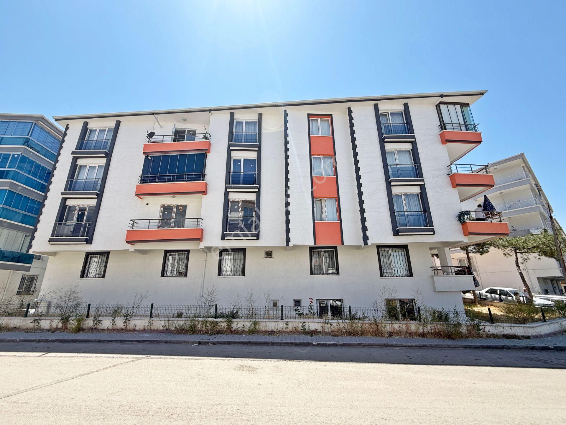 2+1 Şengülüm Market Yakını Cepheleri Açık Uygun Fiyat Acil