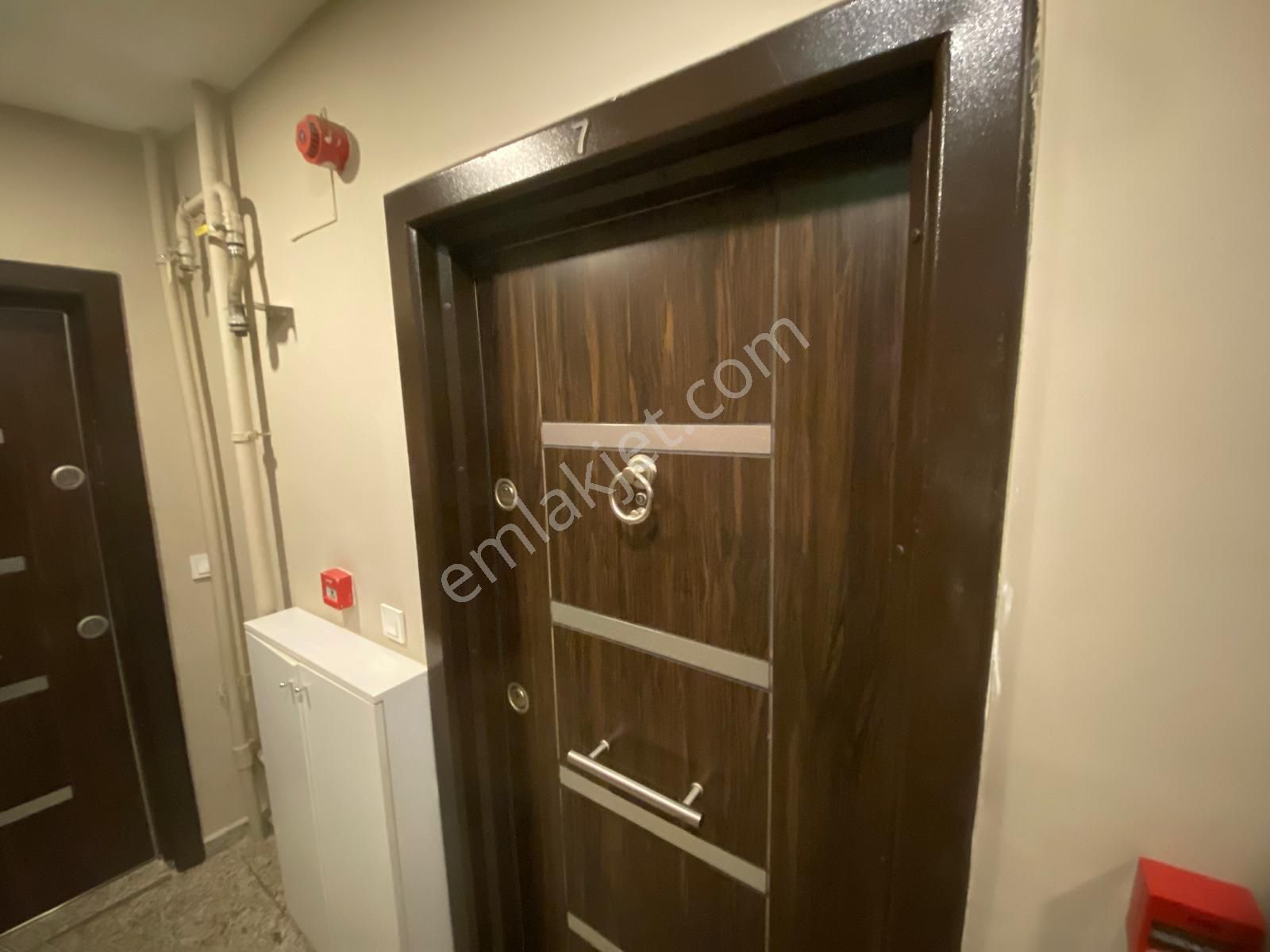 Beylikdüzü Yakuplu'da Metrobüs Yanı 43m2 Eşyalı 1+1 Kiralık - Görsel 19