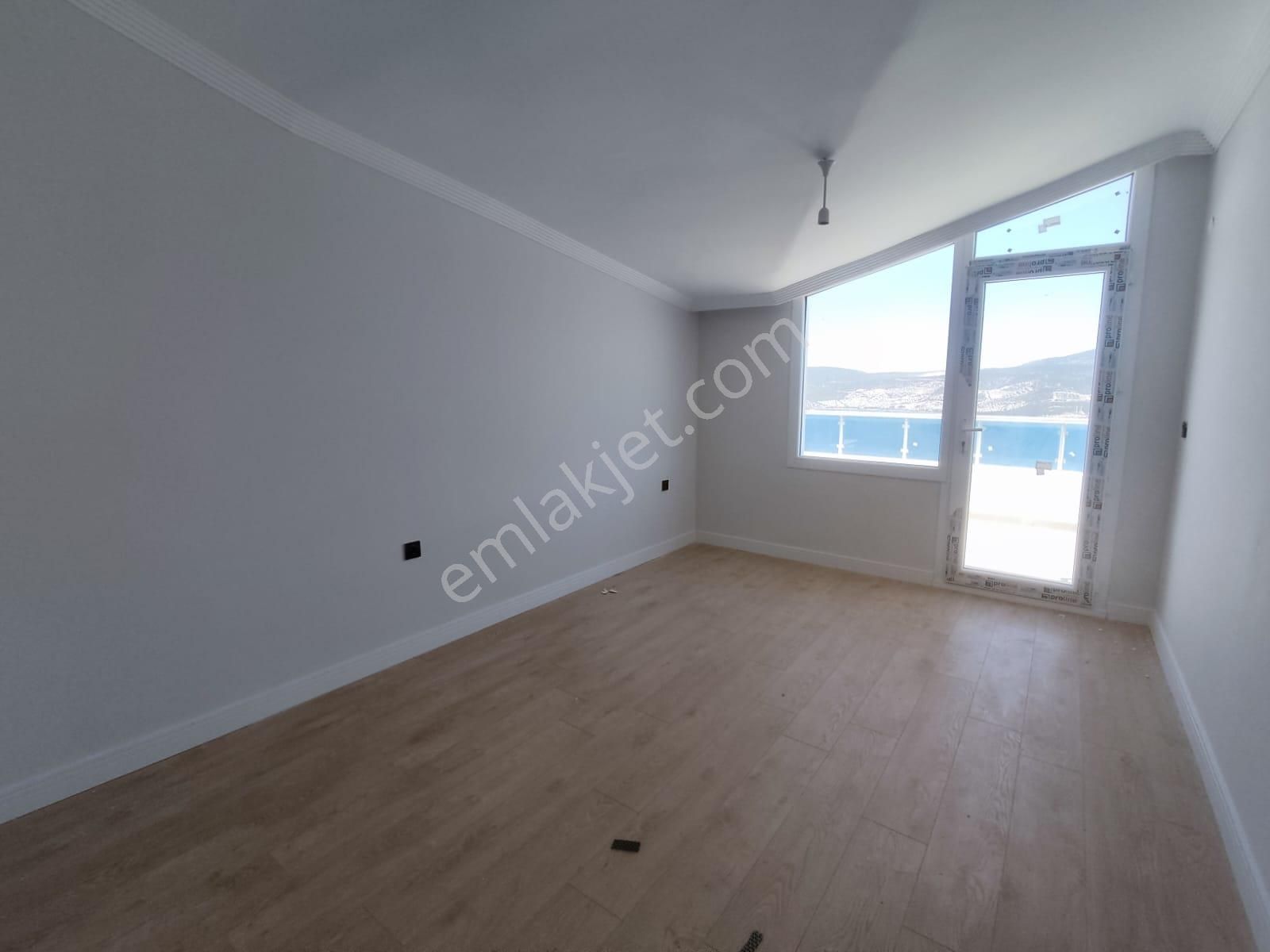 Didim Akbük'te Full Deniz Manzaralı Satılık Çatı Dubleks - Görsel 25