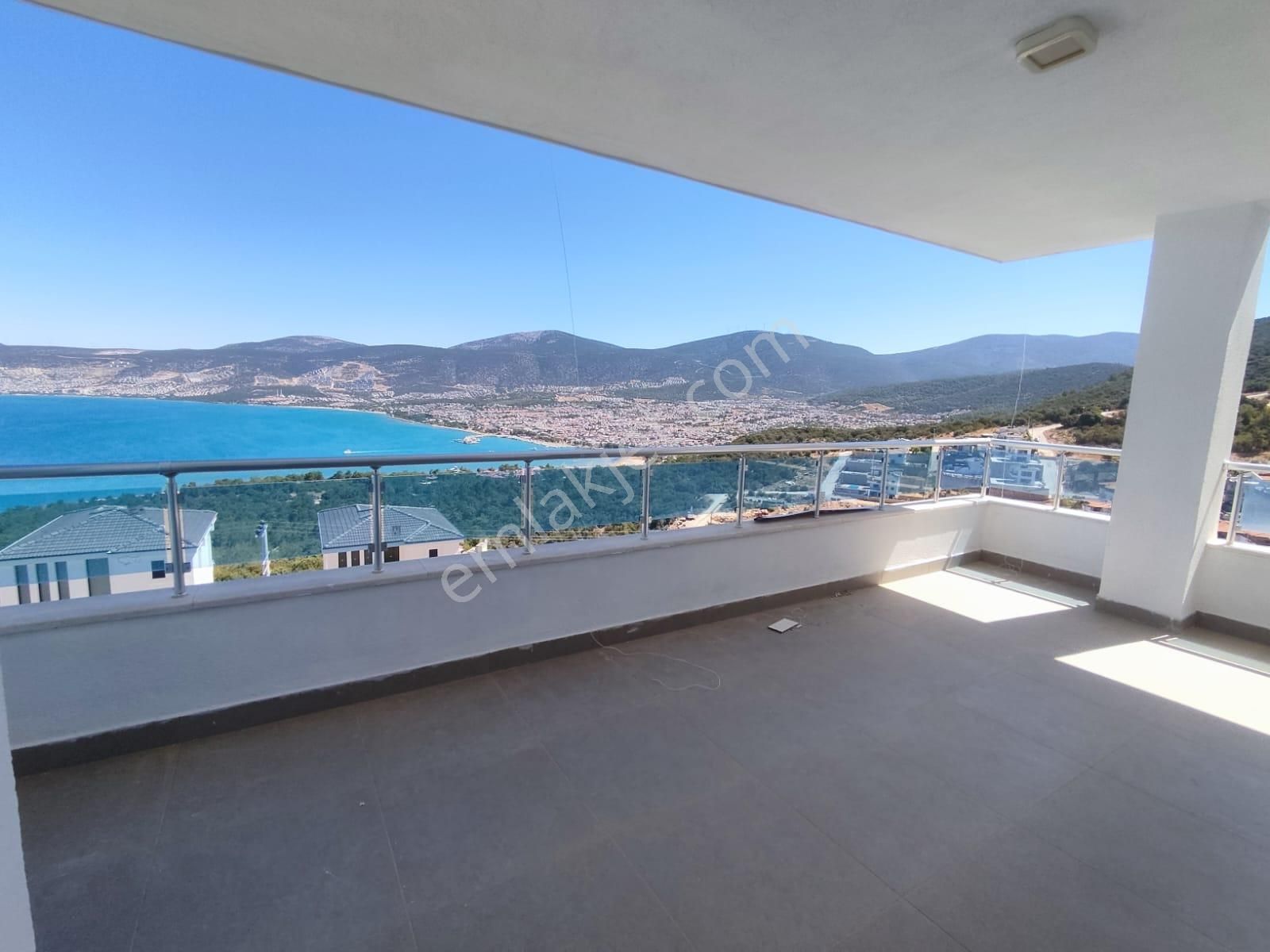 Didim Akbük'te Full Deniz Manzaralı Satılık Çatı Dubleks - Görsel 13