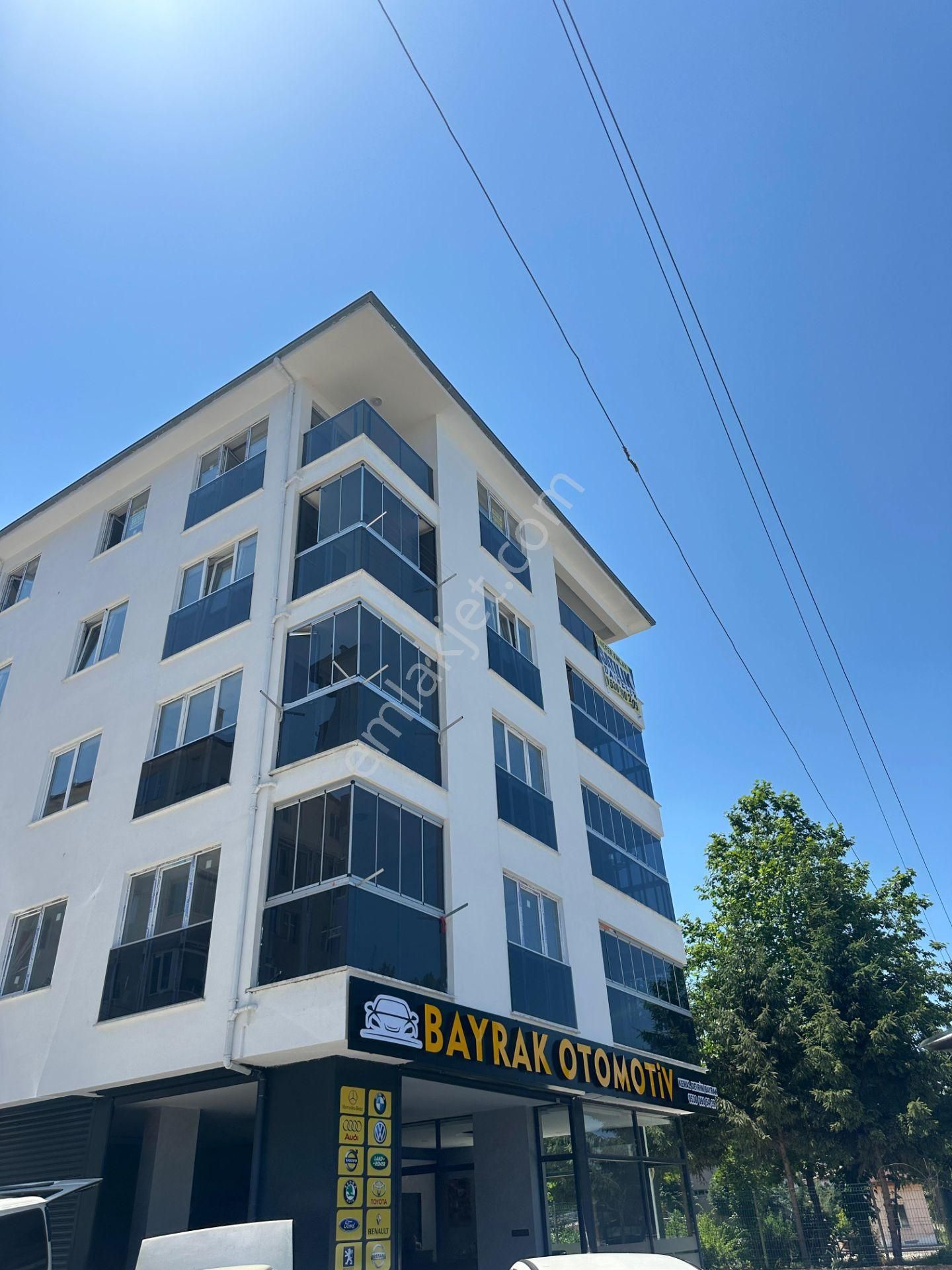 Üniversite Nin Yanında Denize Yürüme Mesafesinde 3+1 Lüx Daire