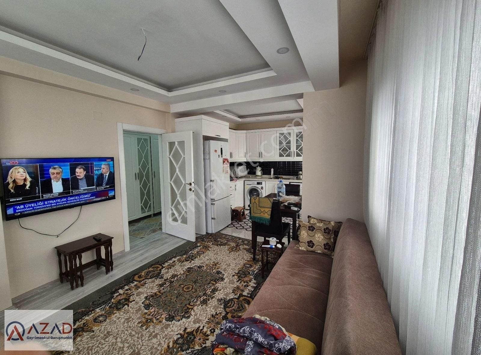 Azad-raufbeyde Kara Camii Cıvarı Satılık 3+1 Açık Mutfak Daire