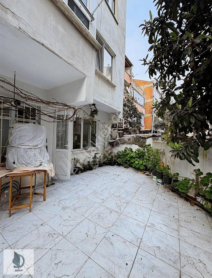 Rüstempaşa Mah 2 + 1 Satılık Daire
