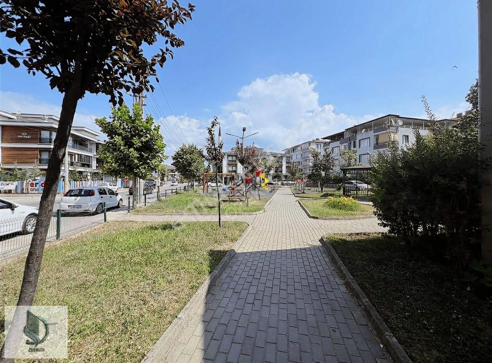 Yalova Merkez A.menderes'te Lüks 1+1 Sıfır Daireler