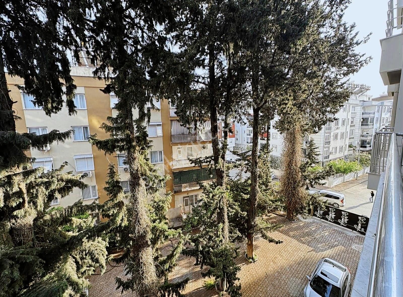 Yenigün'de Cadde Dibinde Asansörlü İçi Full Yapılı Satılık 3+1
