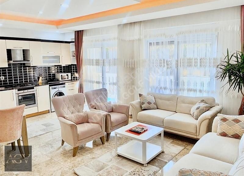 Antalya Belek'te Havuzlu Site İçeresinde Satılık 2+1 Eşyalı Dair