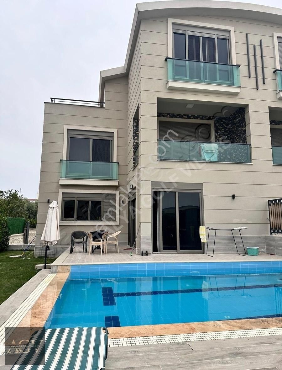 Belek Granada Karşısı Özel Havuzlu Satılık 4+1 İkiz Villa