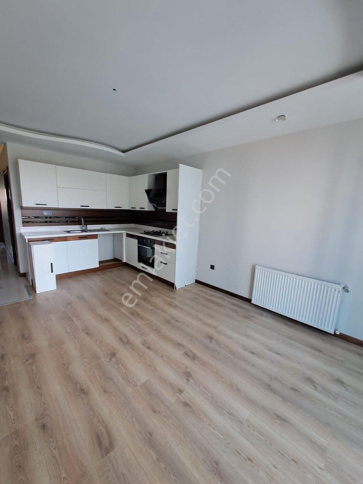 3. Gürselpaşa’nın En Prestijli Sitesinde 7/24 Güvenlikli Havuzlu Full Ekstralı 2+1 Satılık!