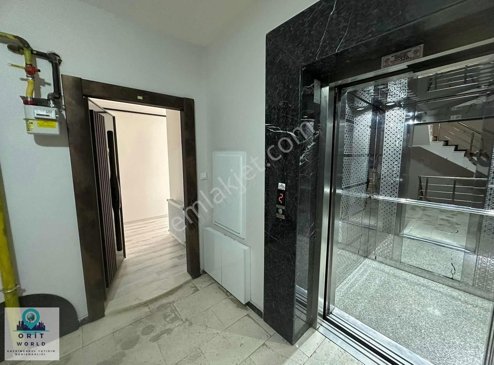 Akçalar'da Kiralık 3+1 Site İçi Arakat Geniş Daire