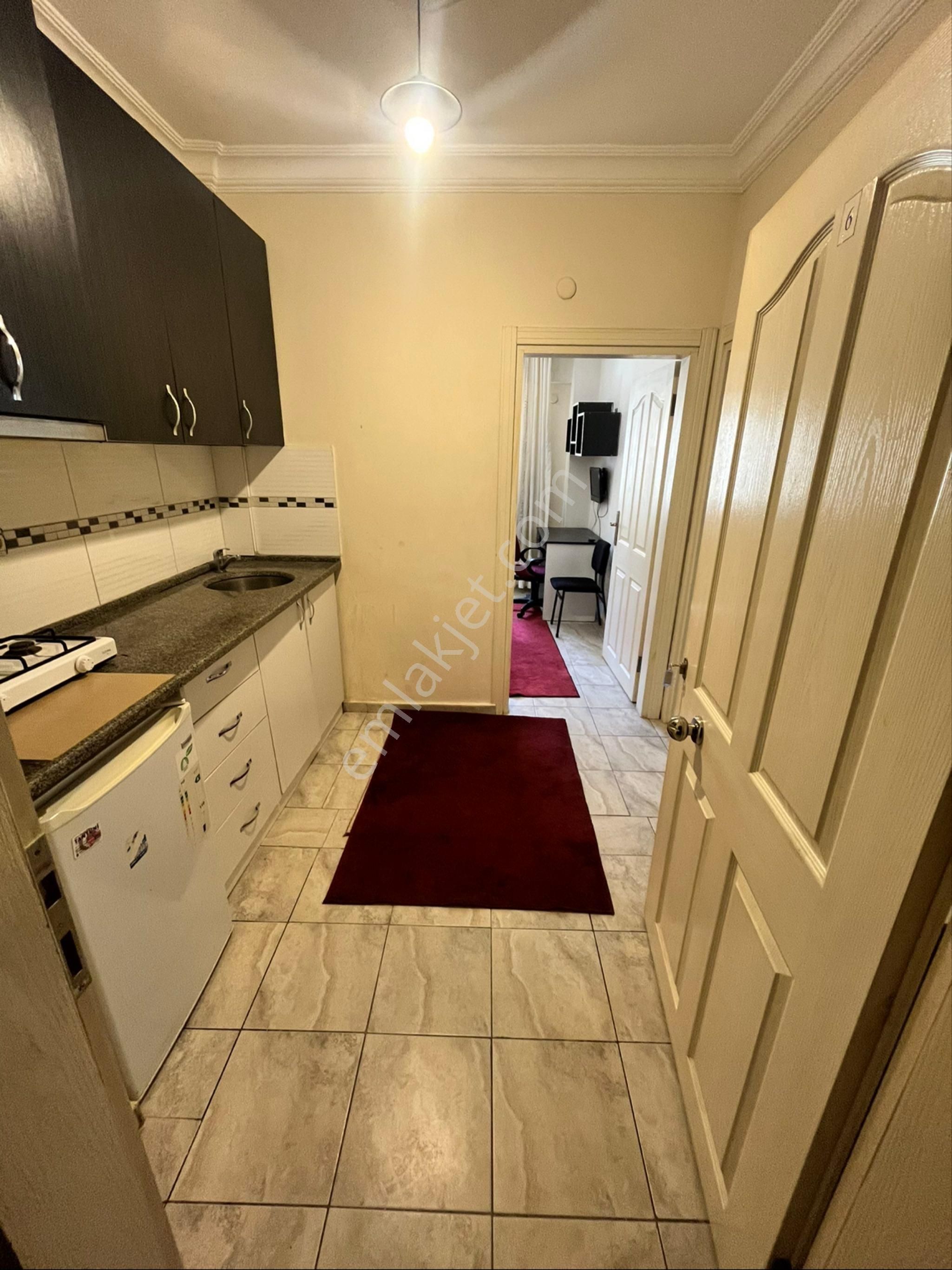 Çelikev Gayrimenkul’den Kiralık Meydan Avm Yakını 2+0 Apart
