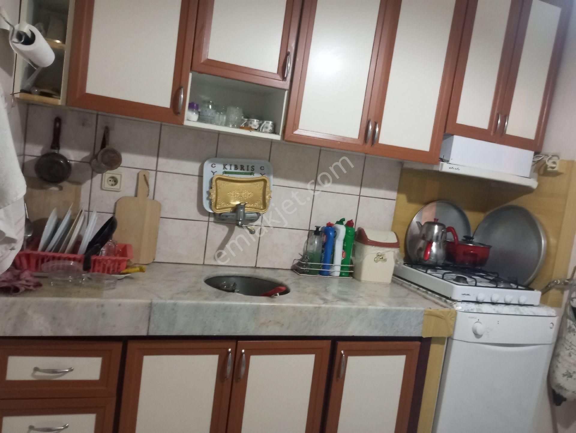 Güzelyalı Yalı Mahallesi Atatürk Caddesi Üzerinde Zeminden Asansörlü 2+1 Ferah Daire - Görsel 13