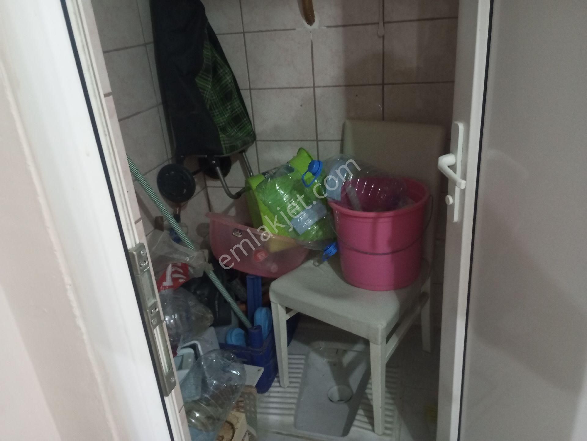 Güzelyalı Yalı Mahallesi Atatürk Caddesi Üzerinde Zeminden Asansörlü 2+1 Ferah Daire - Görsel 19
