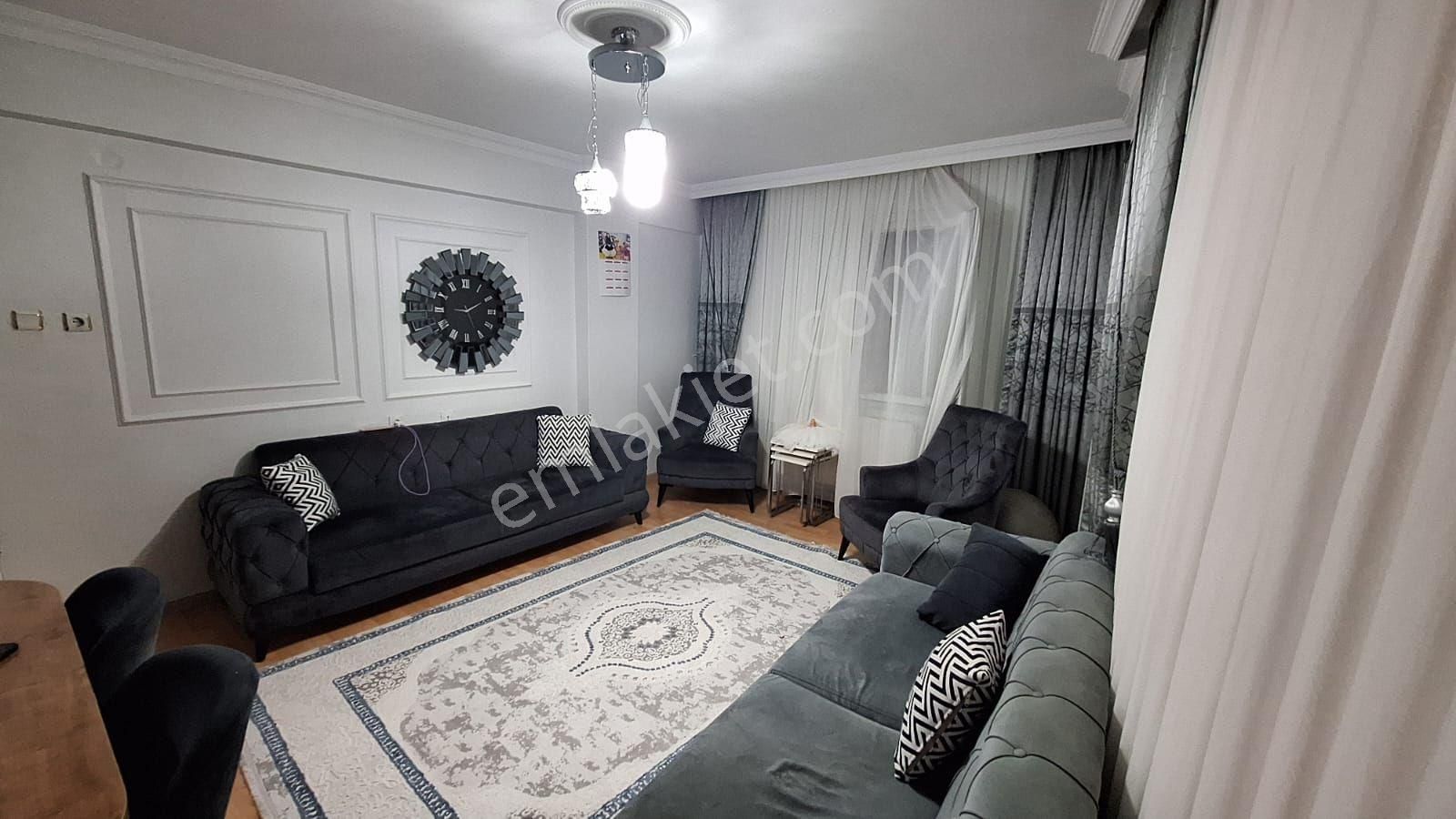 Granit Gayrimenkulden Çınar Mah 2+1 1 Kat 12 M2 Hisseli