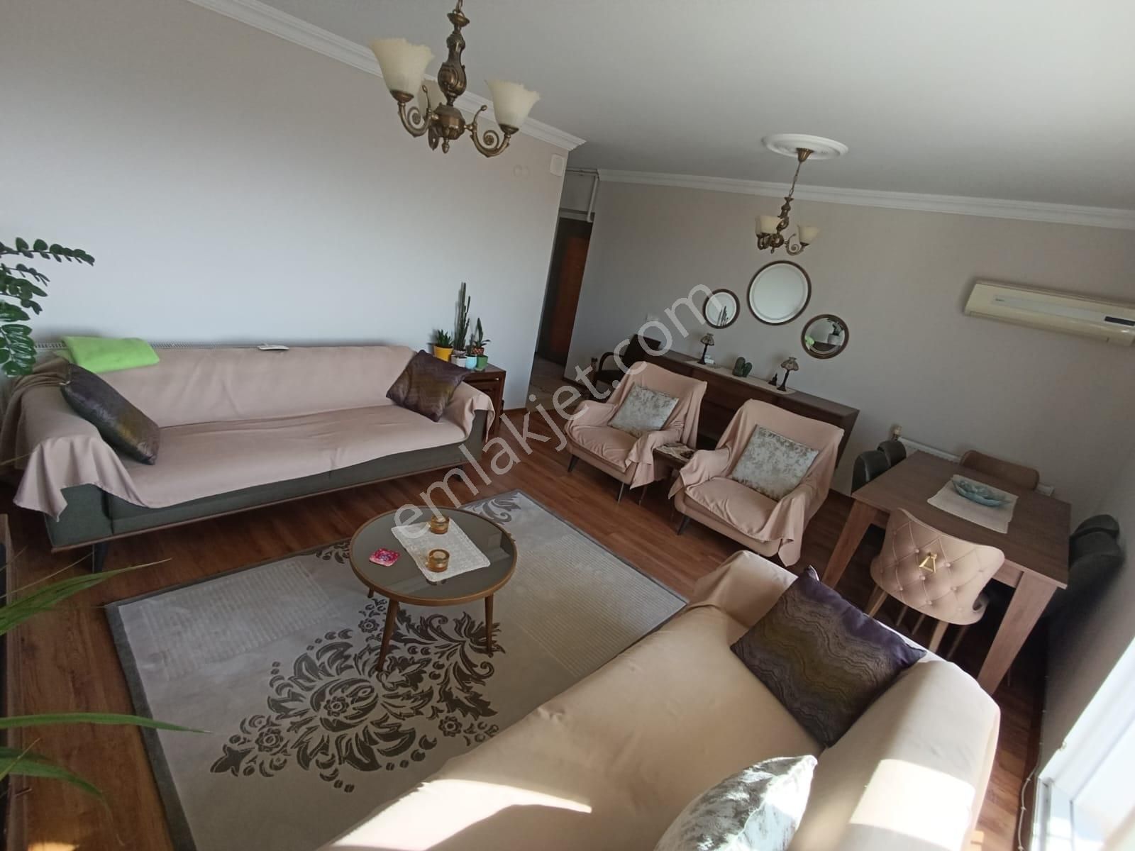 Çiğli'de Havuzlu Site İçinde Harika Manzaralı 2+1 Daire H-43 - Görsel 10