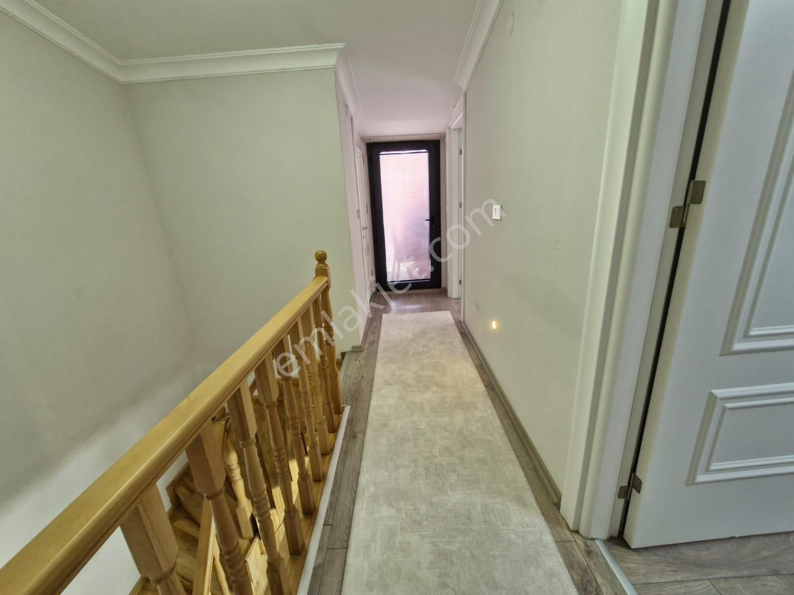 Uğurmumcu'da Geniş M2 Sahip Dubleks Daire - Görsel 21