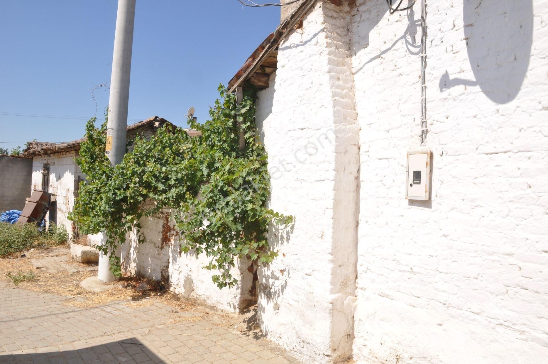 Germencik Moralı'da Satılık Müstakil Bahçeli Ev - Görsel 24