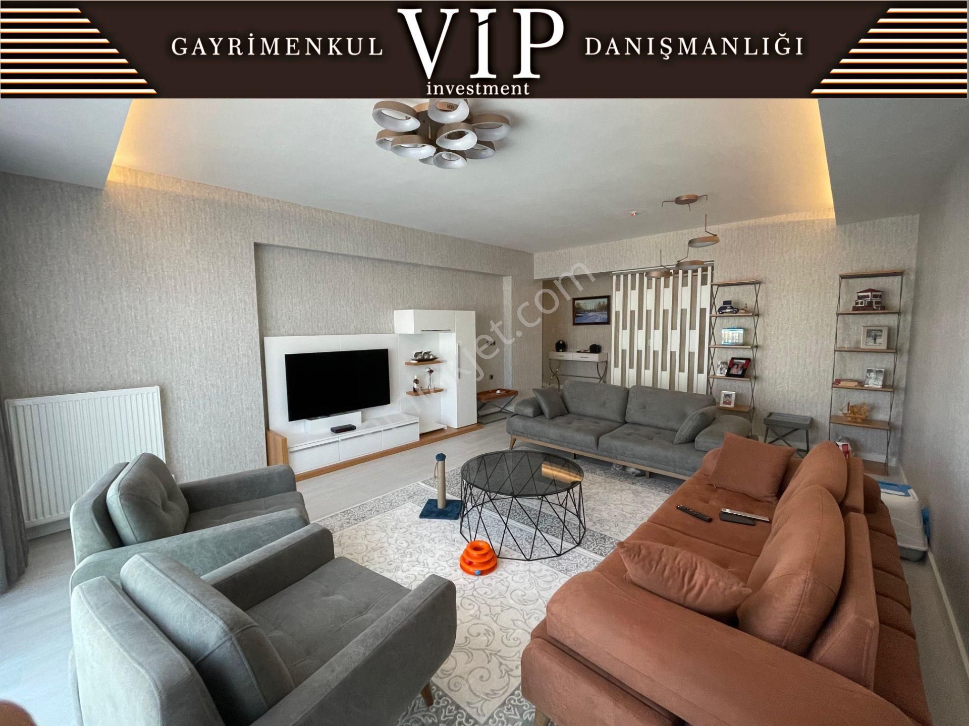 Ovacık'da Site İçerisinde Ultra Lüx Yapılı 4+1 Kiralık Daire