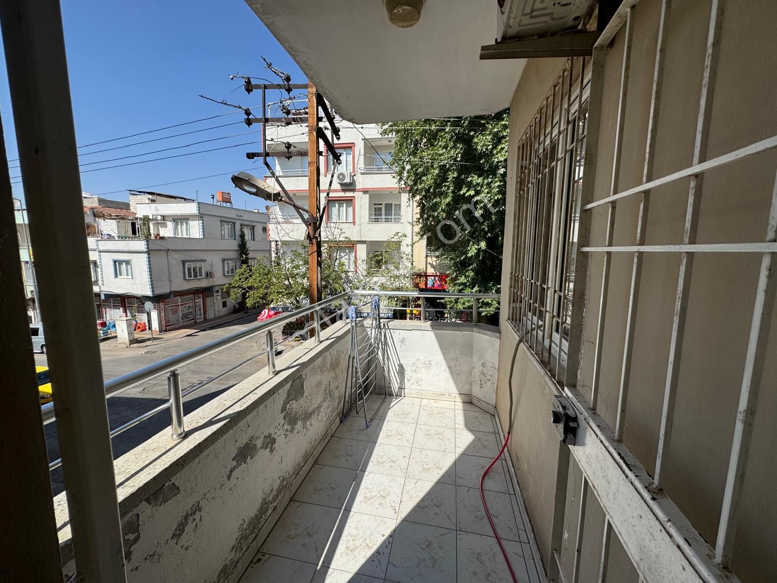 23 Nisan'da Ana Cadde Üzeri Satılık 2 Dükkan, 4 Daire - Görsel 13