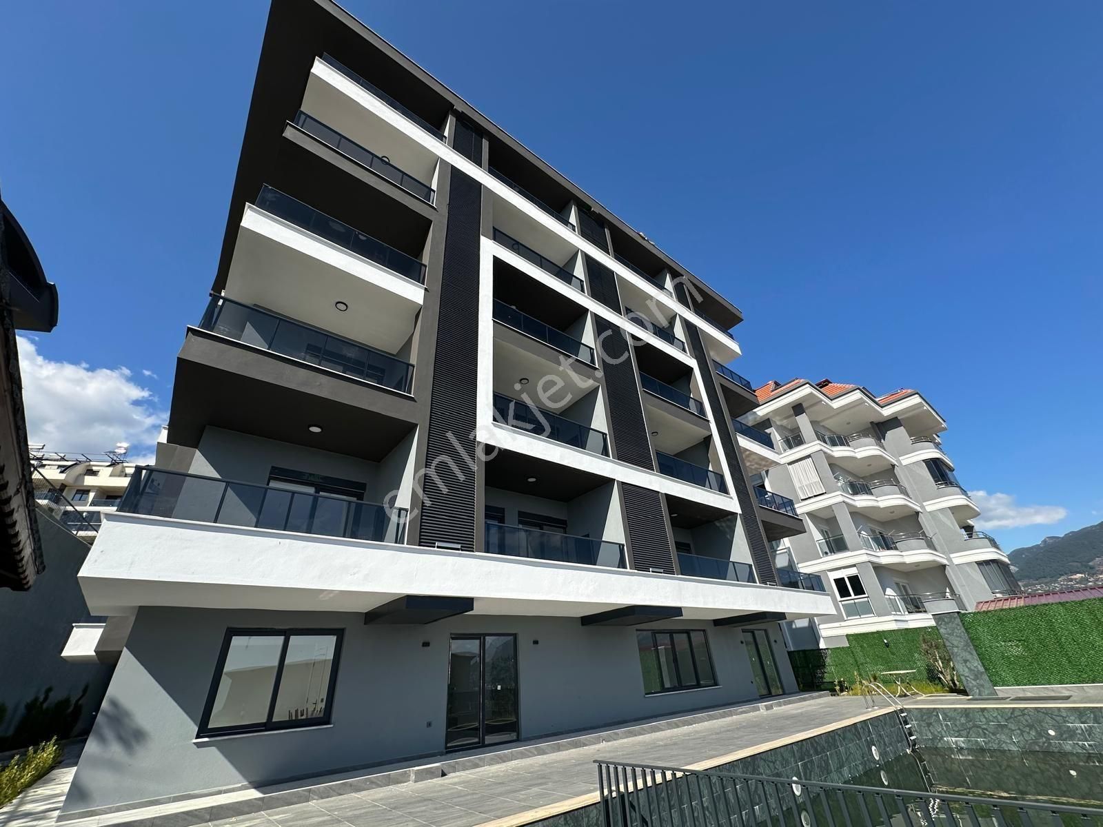 Alanya Çıplaklı Sıfır Havuzlu Satılık 2+1 Daire