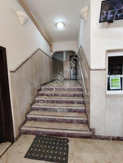 Çiğli İzkent Mahallesinde 3+1 Tadialatlı Satılık Daire - Görsel 16