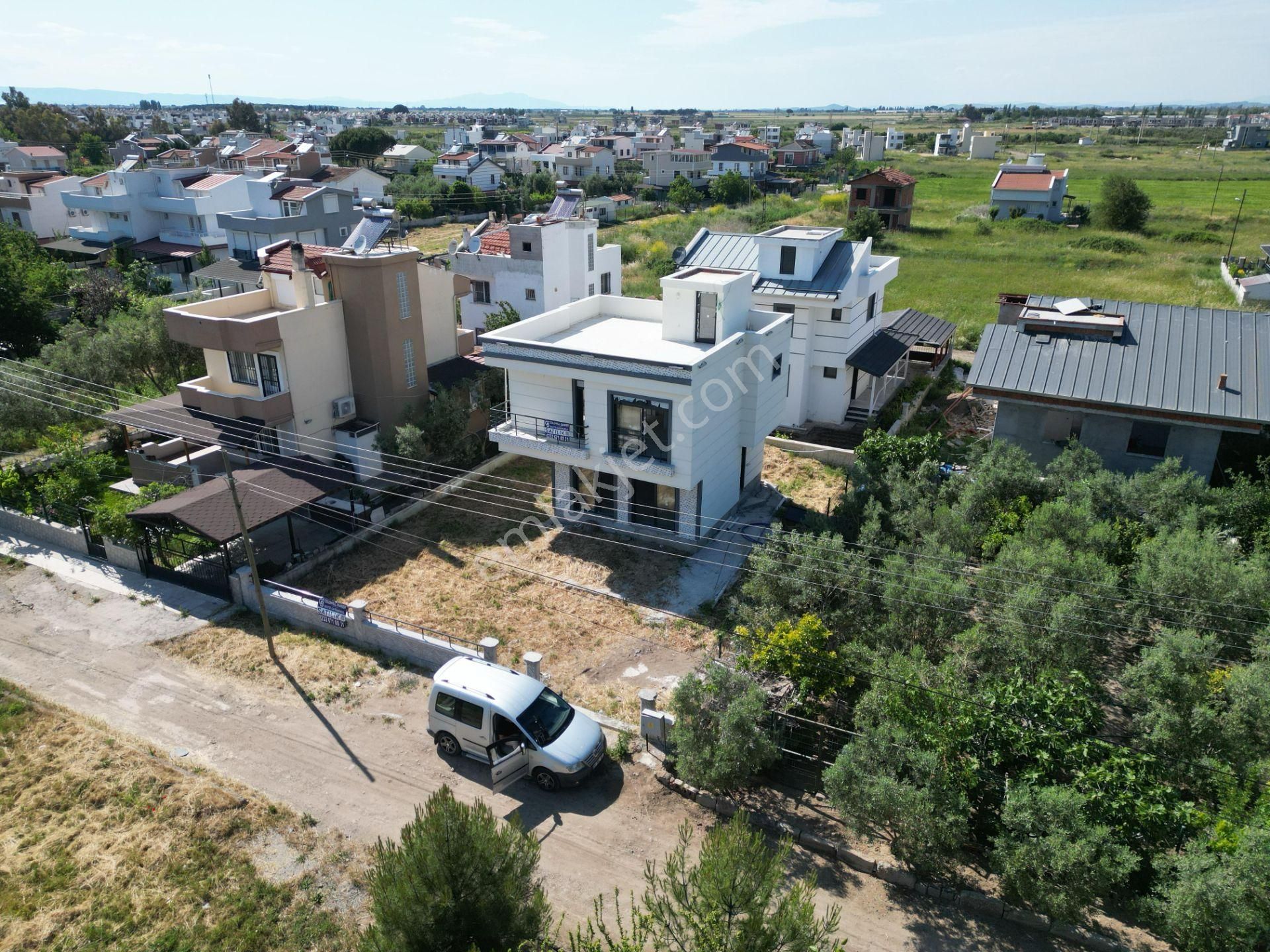 Ümmetoğlu Emlak'tan Salihleraltında Tek Nizam Tripleks Villa - Görsel 7