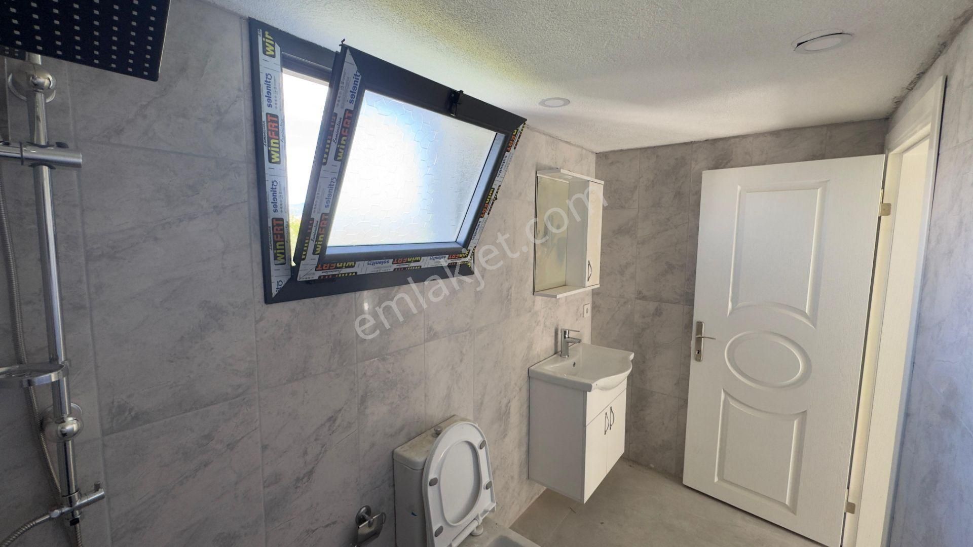 Ümmetoğlu Emlak'tan Salihleraltında Tek Nizam Tripleks Villa - Görsel 24