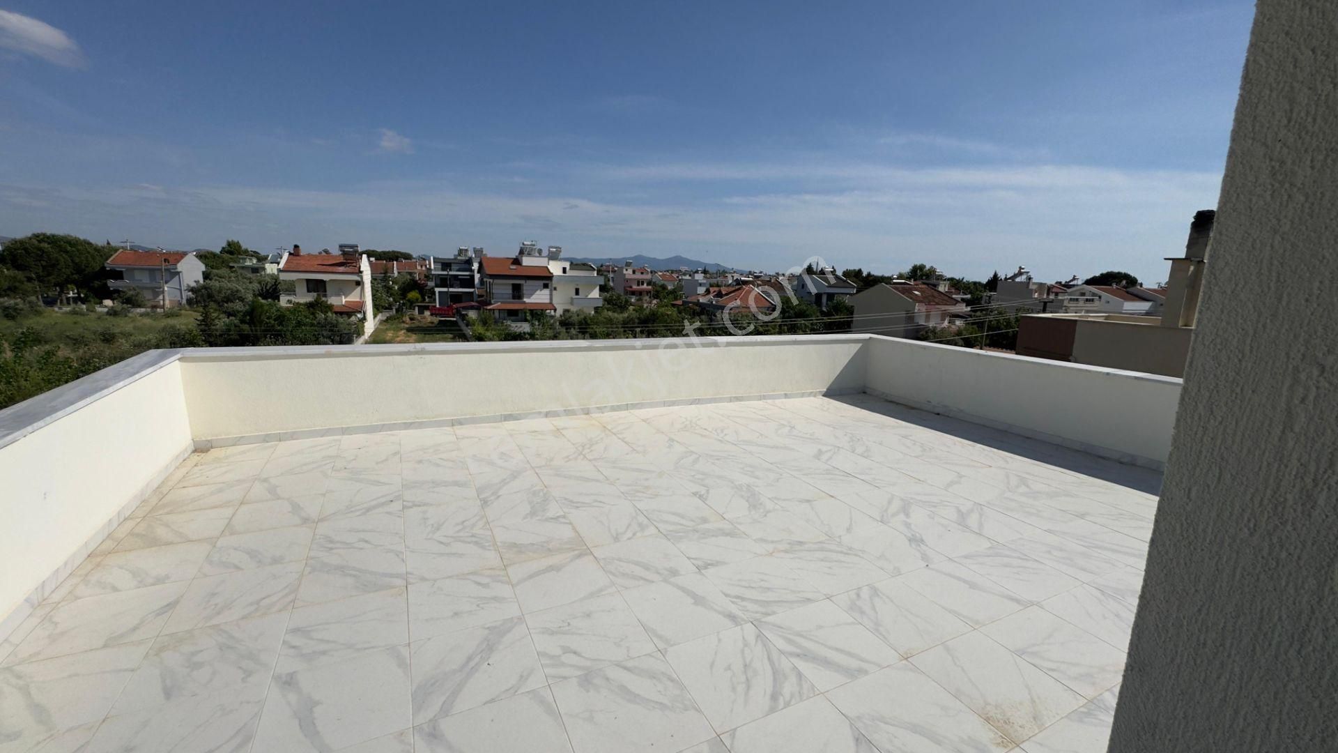 Ümmetoğlu Emlak'tan Salihleraltında Tek Nizam Tripleks Villa - Görsel 13