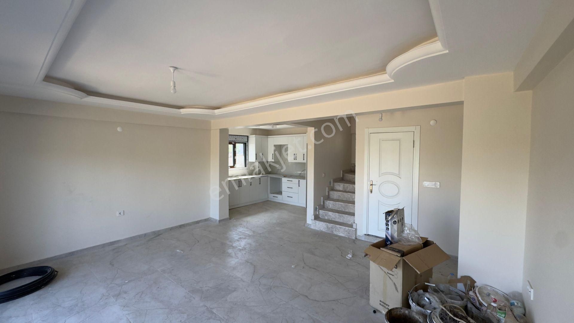 Ümmetoğlu Emlak'tan Salihleraltında Tek Nizam Tripleks Villa - Görsel 12