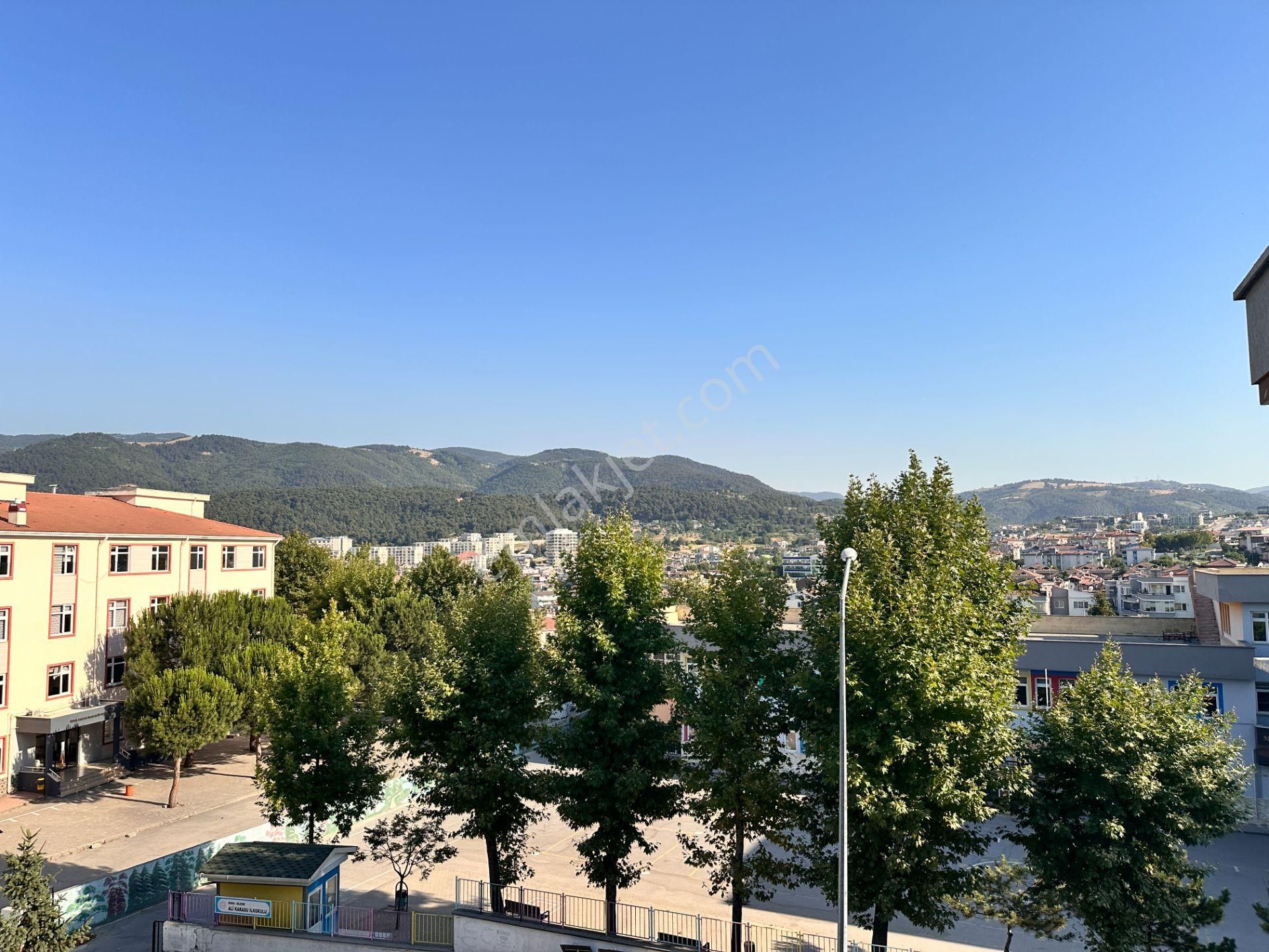 Dialog Mihter'den Bursa Nilüfer Çamlıca'da Tam Eşyalı 3+1 Kiralık Daire