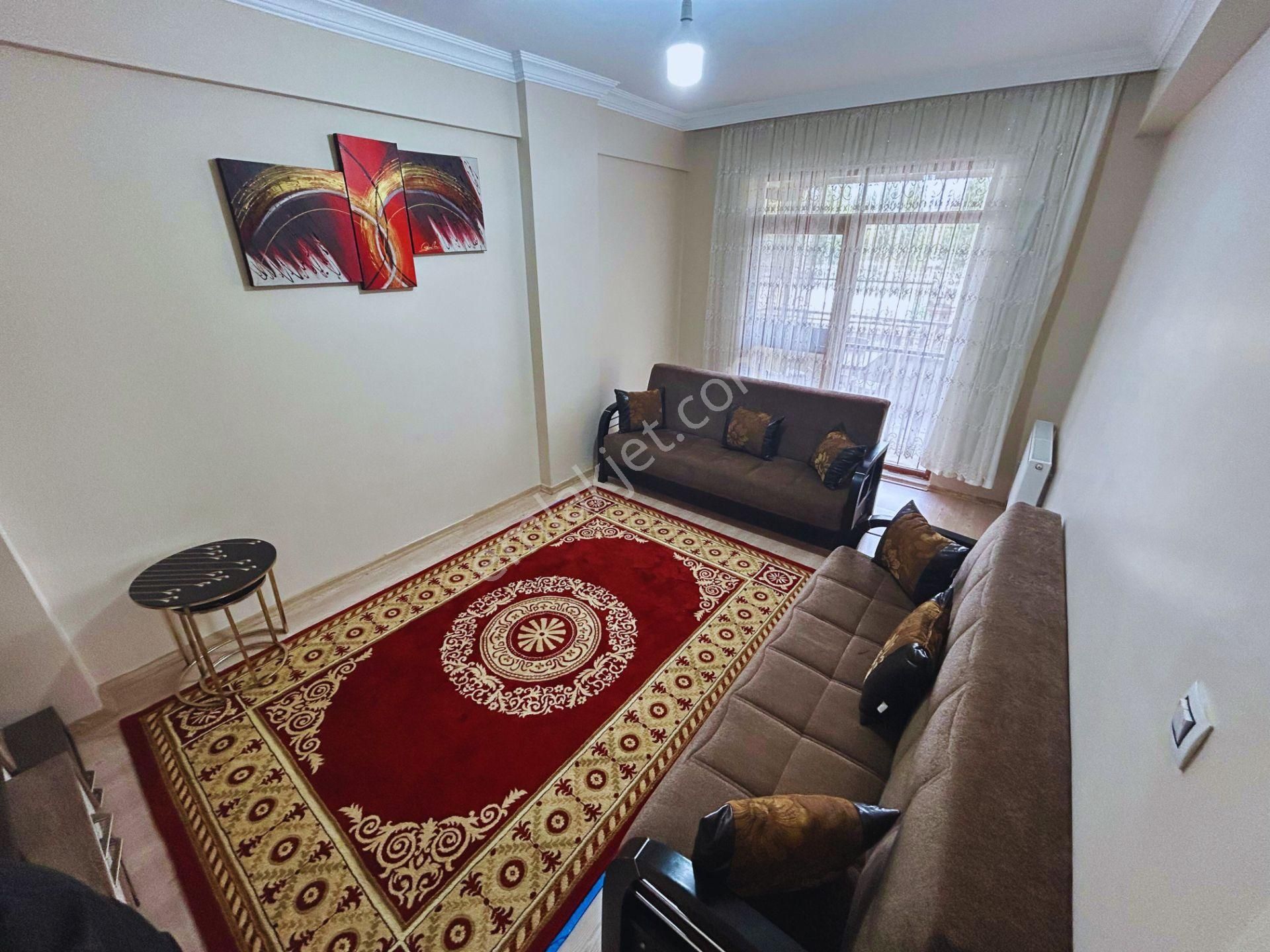 Eski Siverek Cadesi Hundai Bayi Arkası 2+1 Satılık Daire..!