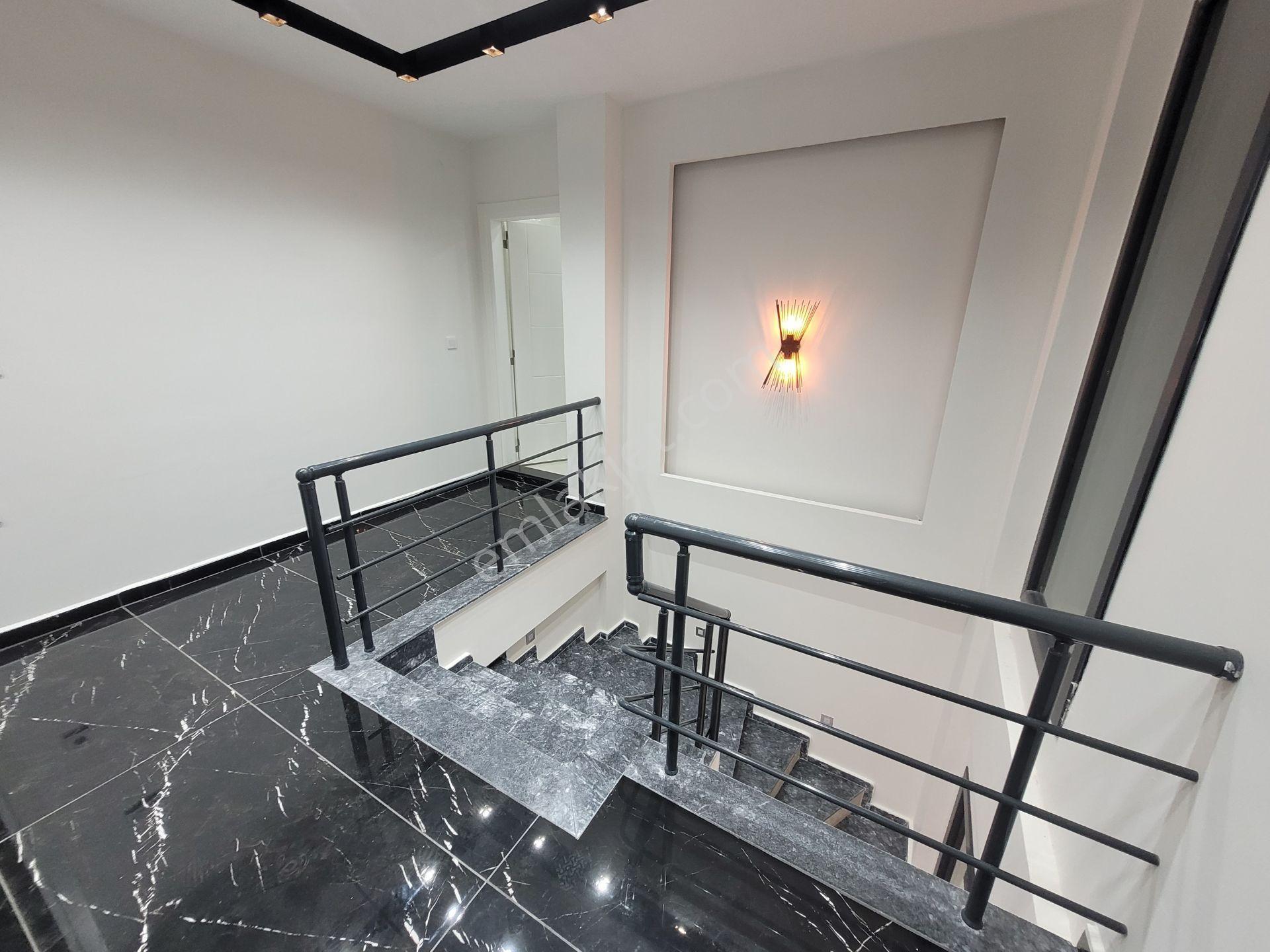 Didim Mavişehirde 4+1 Ayrı Mutfaklı Havuzlu Tam Müstakil Villa - Görsel 24