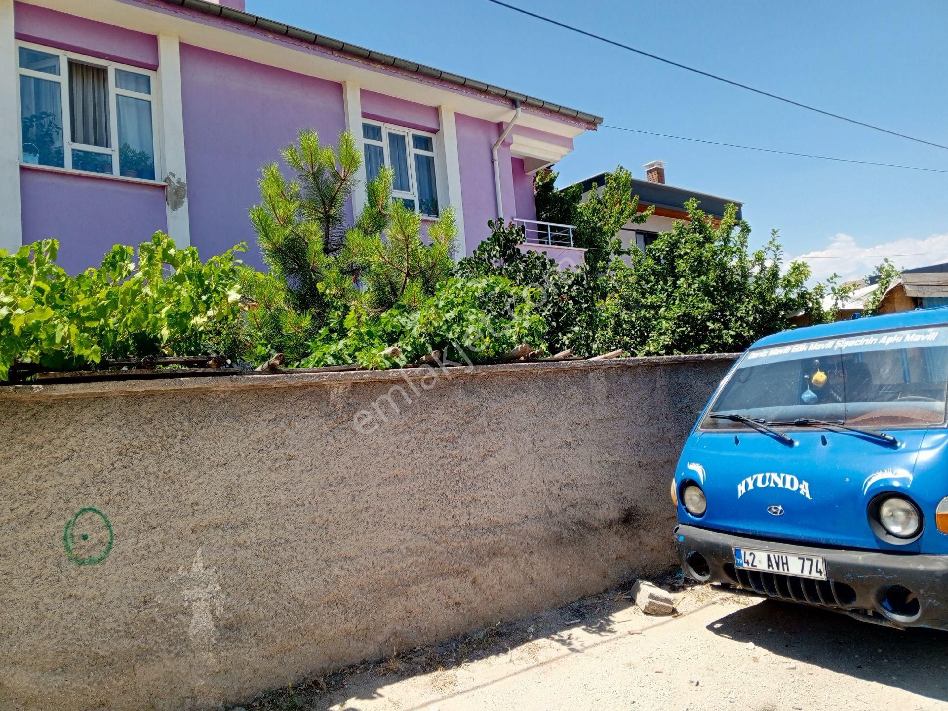 Konya Karatay Karaaslan Uzumcu Mah. 650 M2 Arsa Icınde 2.5 Katlı Satılık Mustakıl Ev - Görsel 2