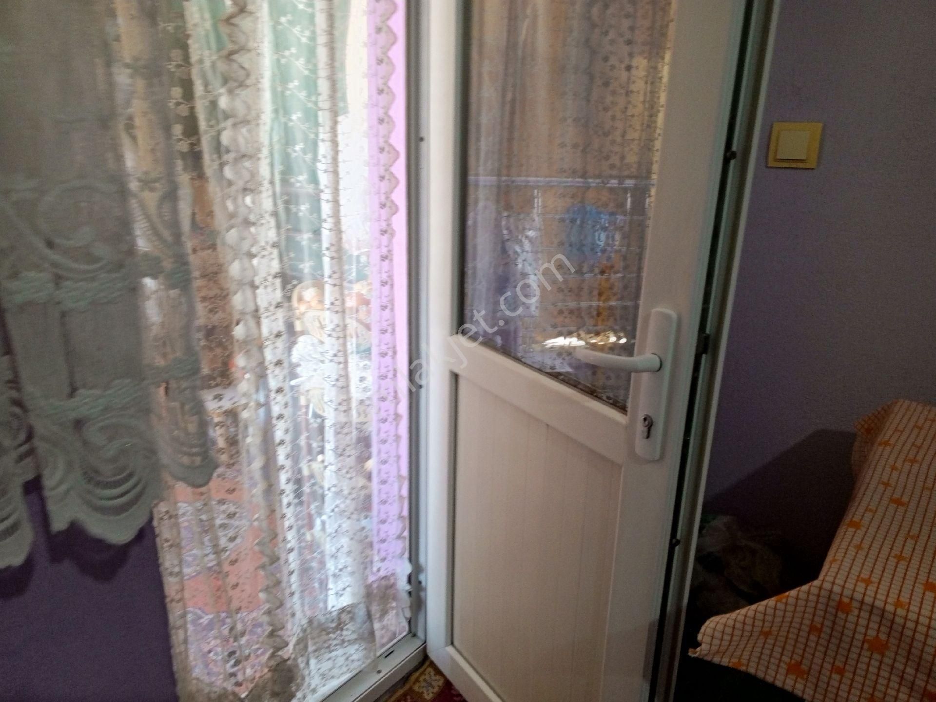 Konya Karatay Karaaslan Uzumcu Mah. 650 M2 Arsa Icınde 2.5 Katlı Satılık Mustakıl Ev - Görsel 12