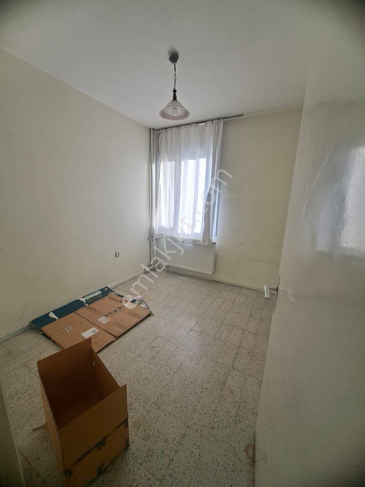 Kurtuluş Mah. İstasyon Cadde Üzerinde 3+1 Satılık Daire - Görsel 6