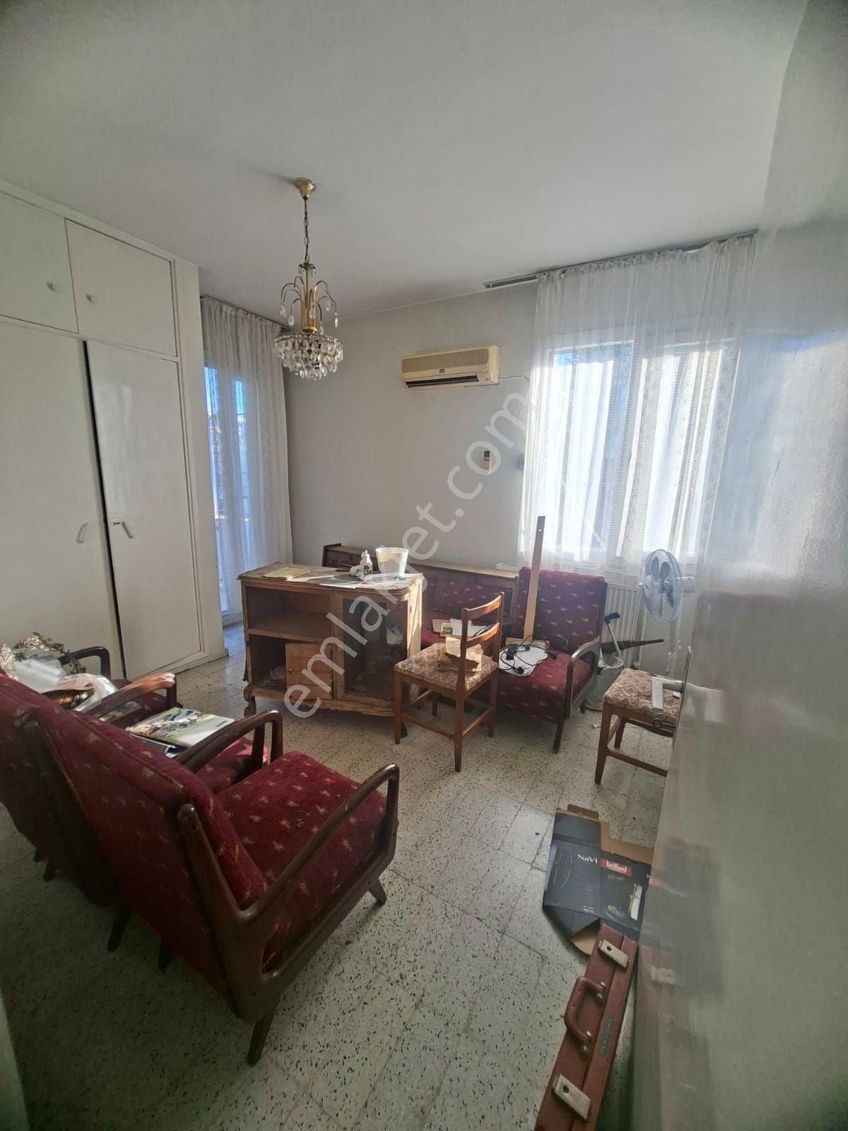 Kurtuluş Mah. İstasyon Cadde Üzerinde 3+1 Satılık Daire - Görsel 3