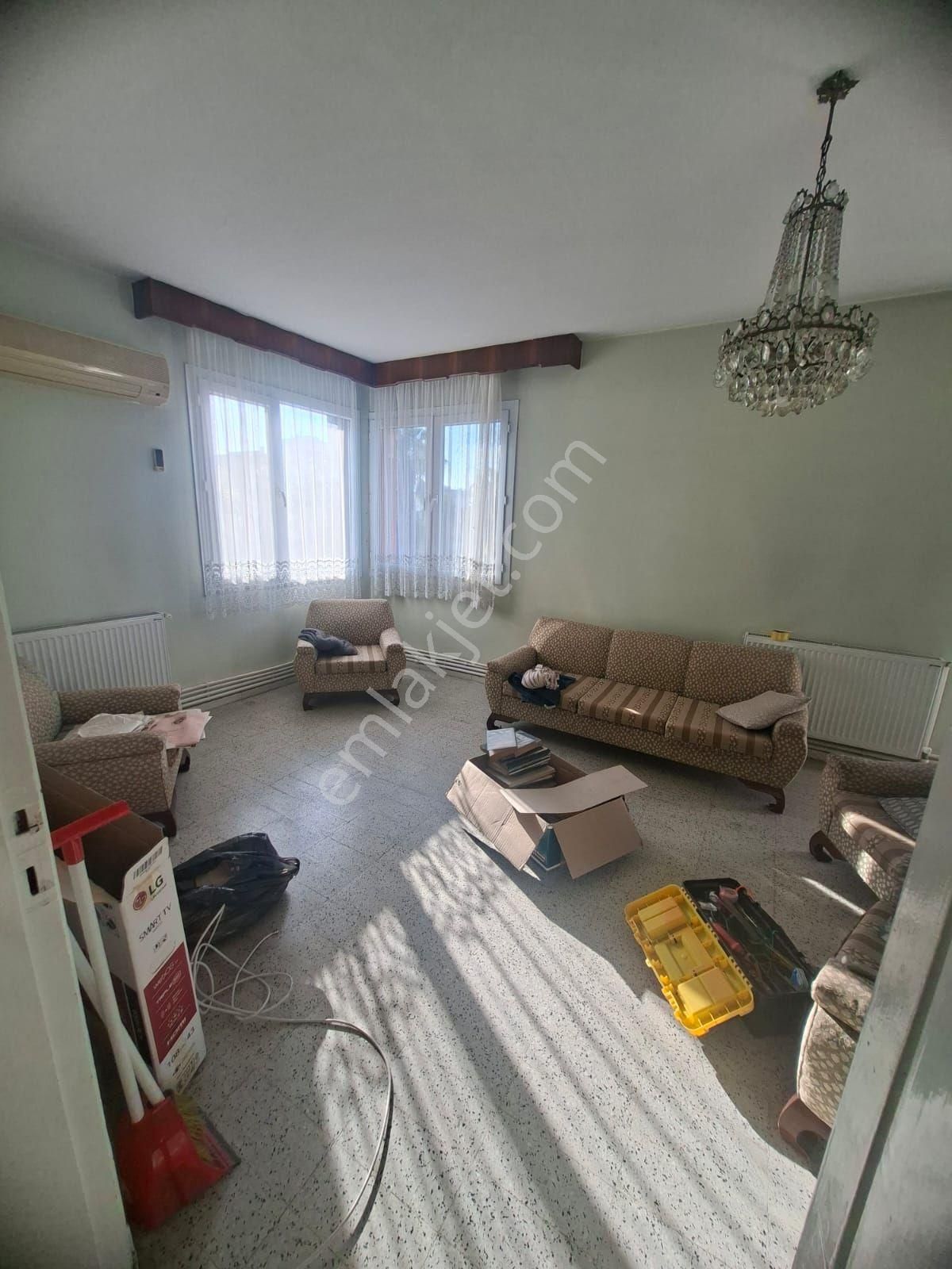 Kurtuluş Mah. İstasyon Cadde Üzerinde 3+1 Satılık Daire - Görsel 8