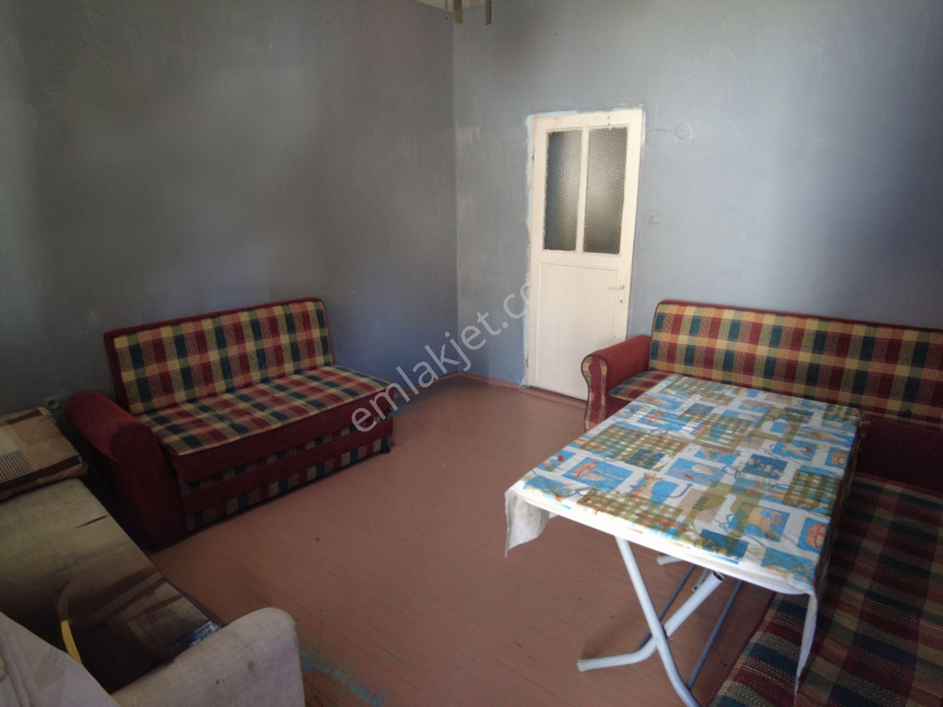 Kw Coban's'tan Bornova Meriç Mahallesi'nde 2 Katlı Müsatakil Bina + Teras - Görsel 22