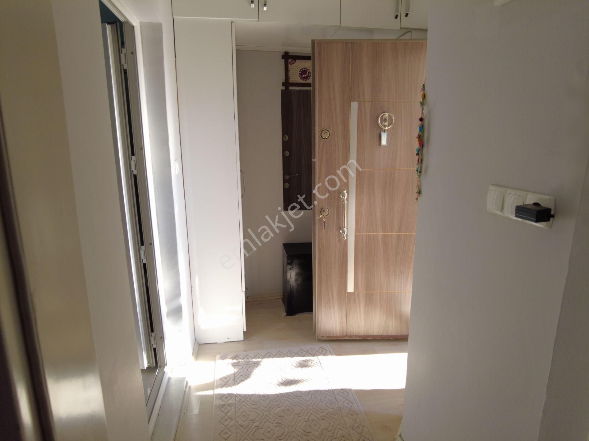 Kw Cobans'tan Bornova Altındağ’da Satılık 2+1 Müstakil Daireteraslı, Kat Bahçeli! - Görsel 22