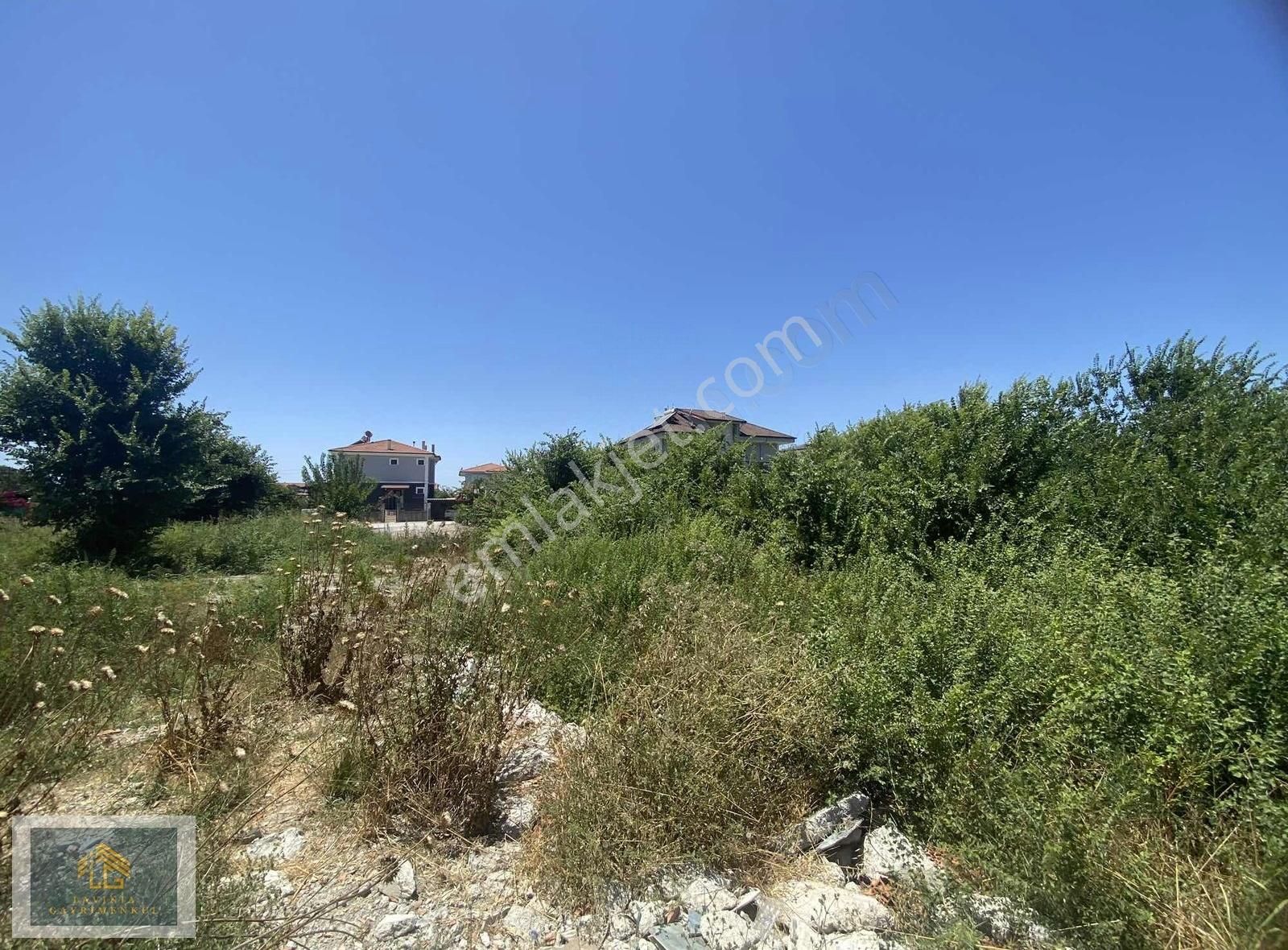 Dalamanda Emsalsiz Fırsat Villa Arsası