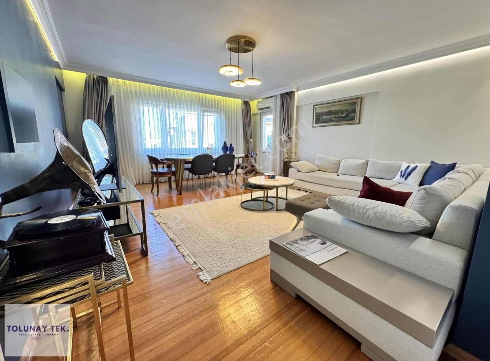 Yeşil Çengelköyde Lüks 5+1 Dubleks Daire Site Ve Otoparklı